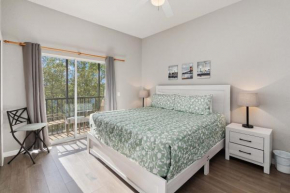 Beautiful condo in Bahama Bay